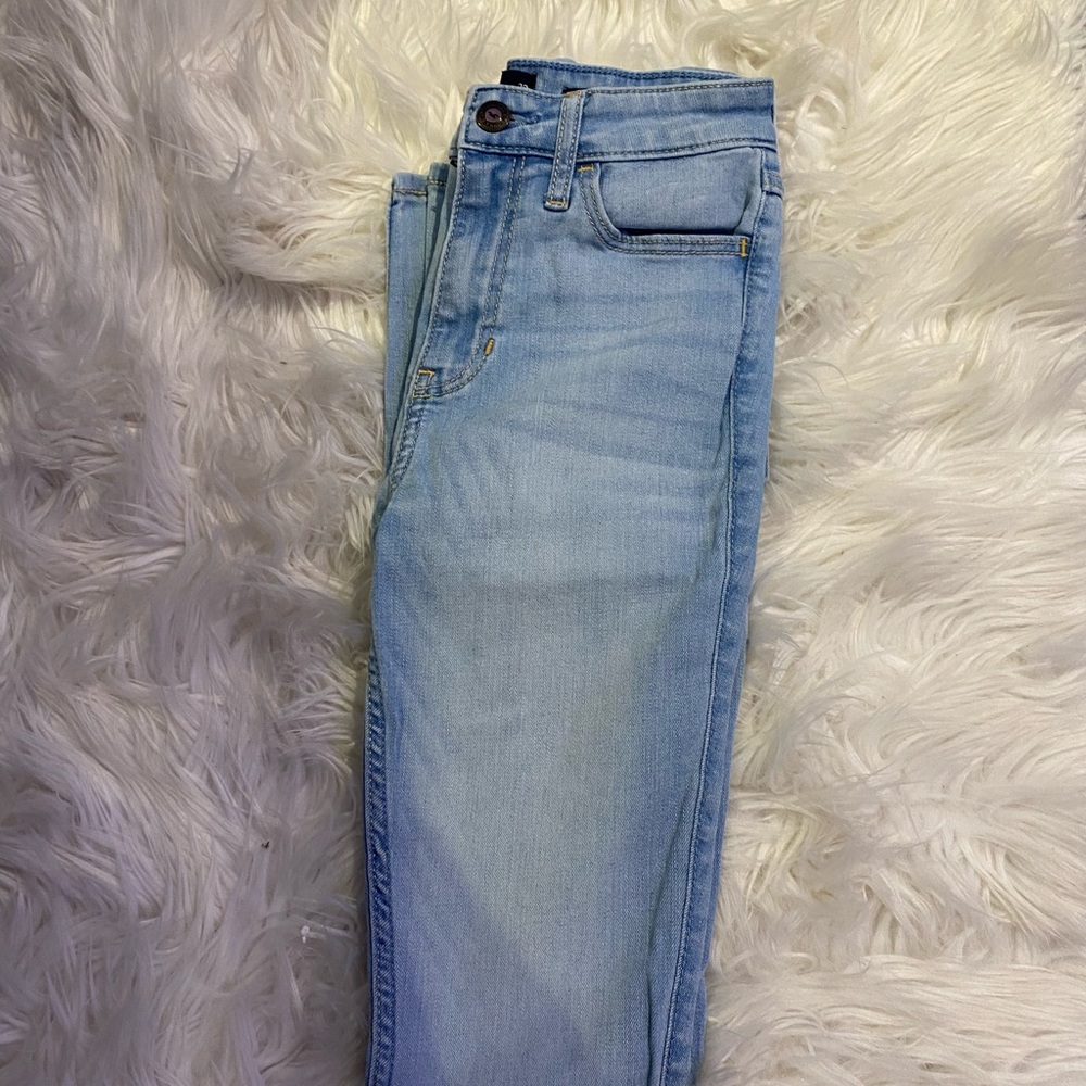 high waisted hollister jeans